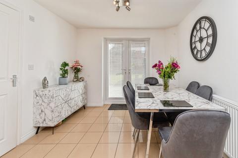 6 bedroom detached house for sale, Lupin Drive, Huntington, Cannock