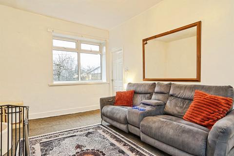 2 bedroom terraced house for sale, Oak Street, Keighley BD22