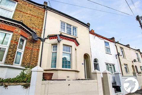 3 bedroom terraced house to rent, Durham Rise, Plumstead Common, London, SE18