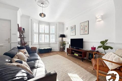 3 bedroom terraced house to rent, Durham Rise, Plumstead Common, London, SE18