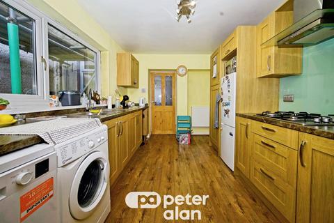 3 bedroom terraced house for sale, Caerau Road, Maesteg