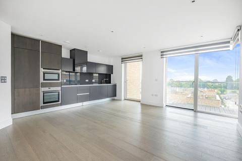2 bedroom flat to rent, Tizzard Grove Kidbrooke SE3