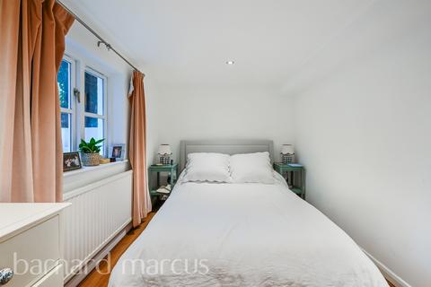 1 bedroom flat for sale, Haldon Road, London