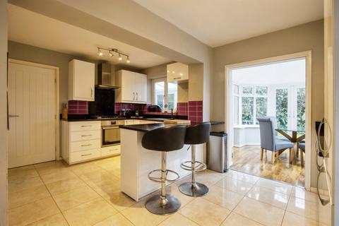 undefined, Cranewells Drive, LEEDS