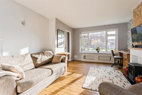 3 bedroom end of terrace house for sale, Fairlea Close, Burgess Hill