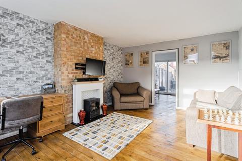3 bedroom end of terrace house for sale, Fairlea Close, Burgess Hill