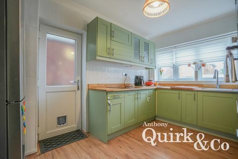 3 bedroom detached house for sale, Rose Road, Canvey Island, SS8