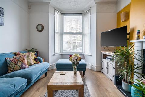 2 bedroom maisonette for sale, Bathwell Road, Totterdown, Bristol