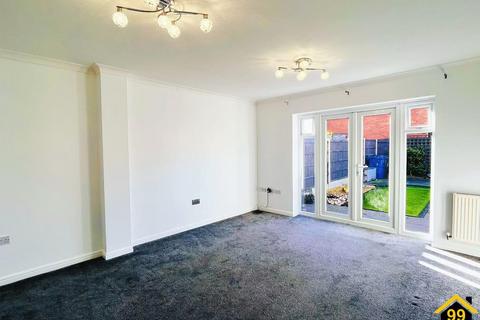 3 bedroom terraced house to rent, Widdowson Road, Nottingham, Nottinghamshire, NG10