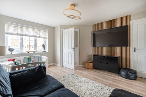 3 bedroom semi-detached house for sale, Ellis Drive, Bradwell