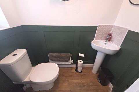 3 bedroom end of terrace house for sale, Pennington Way, Hucknall, Nottingham