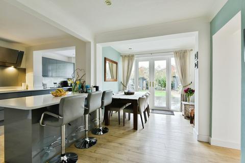 4 bedroom detached house for sale, Naples Drive, Staffordshire ST5