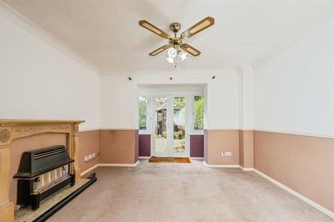 2 bedroom semi-detached house for sale, Hoskyns Avenue, Worcester