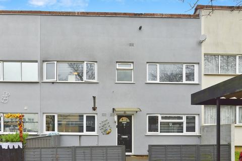 3 bedroom terraced house for sale, Hatton, Tinkers Bridge, Milton Keynes