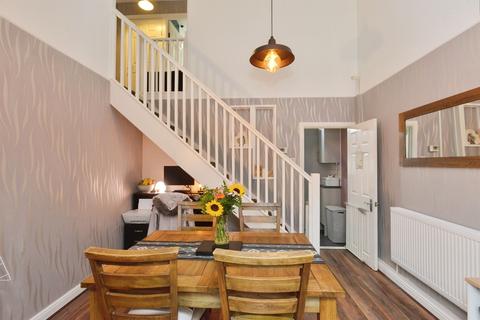 3 bedroom terraced house for sale, Hatton, Tinkers Bridge, Milton Keynes