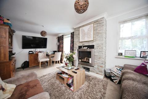 undefined, Willoughby Close, DUNSTABLE