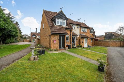 2 bedroom end of terrace house for sale, Friars Field, Northchurch, Berkhamsted