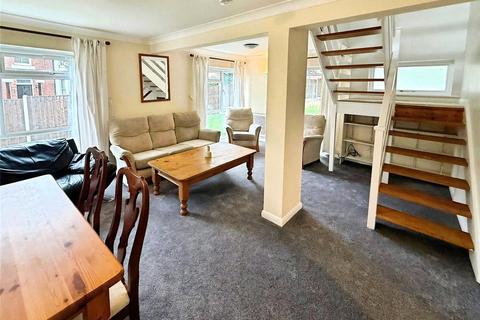 undefined, Malt Hill, Surrey TW20