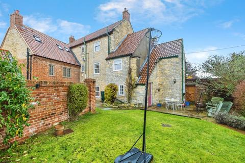 undefined, Grantham Road, Navenby, Lincoln