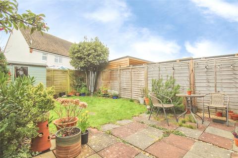 2 bedroom end of terrace house for sale, Lockeridge Close, Trowbridge