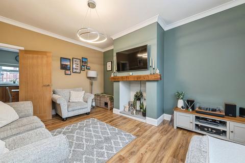 3 bedroom semi-detached house for sale, Saville Street, OSSETT
