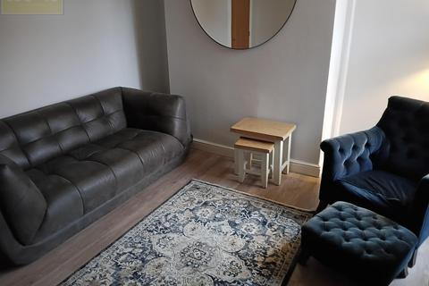 2 bedroom terraced house for sale, Hampton Road, Urmston