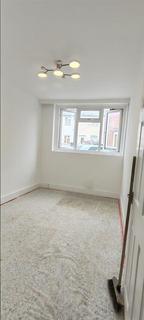 undefined, High Street, Gloucester GL1