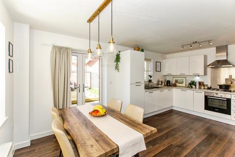 4 bedroom detached house for sale, Junction Way, Thrapston, Kettering