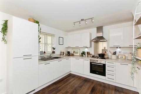 4 bedroom detached house for sale, Junction Way, Thrapston, Kettering