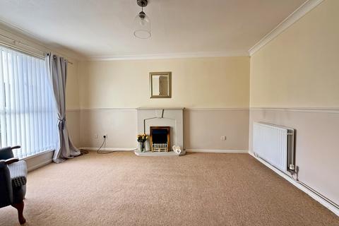 undefined, Llanharry, Pontyclun CF72
