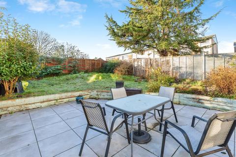 Moyle Close, Rainham