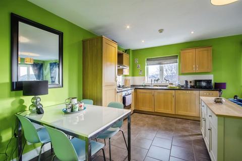undefined, Ash Court, Leeds