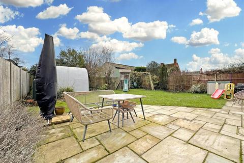3 bedroom detached house for sale, High Street, Swinderby, Lincoln