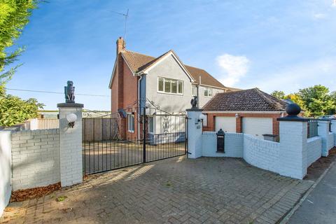 5 bedroom detached house for sale, High Road, Newton-In-The-Isle, Wisbech