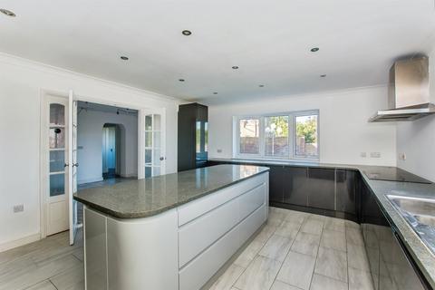 5 bedroom detached house for sale, High Road, Newton-In-The-Isle, Wisbech