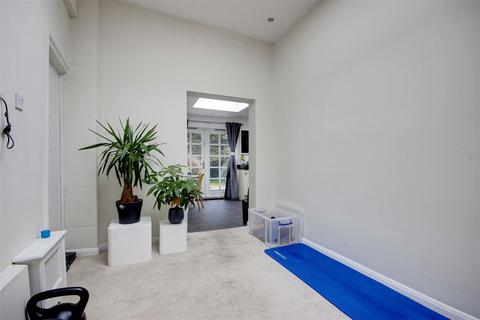3 bedroom terraced house for sale, The Clock House, Forty Hill, Enfield