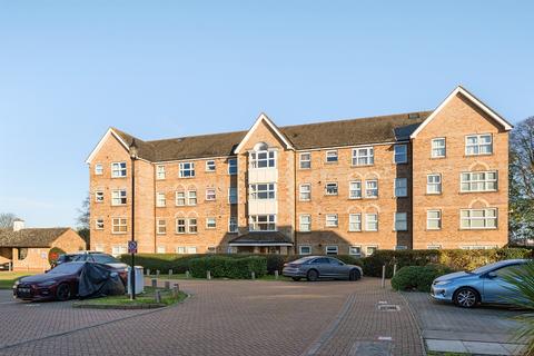 Cobham Close, Enfield