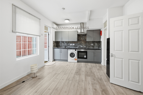 3 bedroom end of terrace house for sale, Ilford, IG1