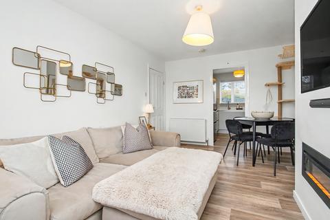 2 bedroom ground floor flat for sale, 17B, Beachmont Place, Dunbar, EH42 1YD