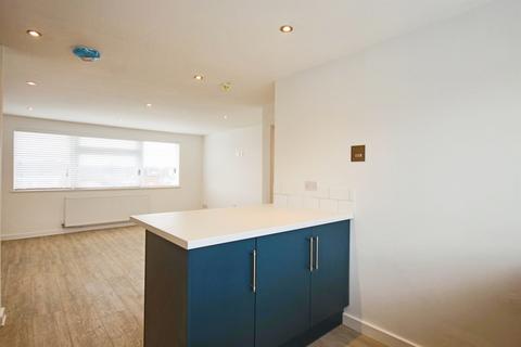 3 bedroom apartment for sale, Remburn Gardens, Warwick