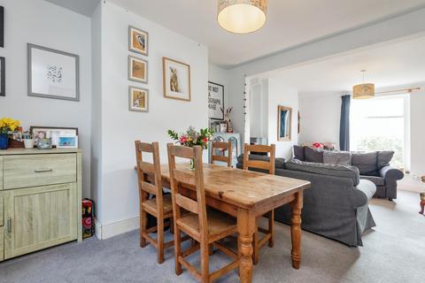 4 bedroom terraced house for sale, Woodhead Road, Holmfirth