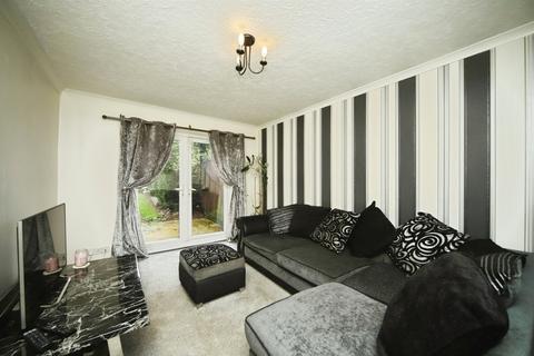 2 bedroom terraced house for sale, Franklin Close, Taunton