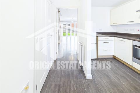 3 bedroom terraced house to rent, St Lukes Road, Birmingham B5