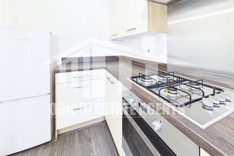 3 bedroom terraced house to rent, St Lukes Road, Birmingham B5