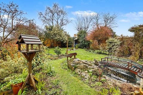 4 bedroom link detached house for sale, Coach Road, Henlow, SG16