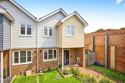 Fitzmaurice Mews, Eastbourne