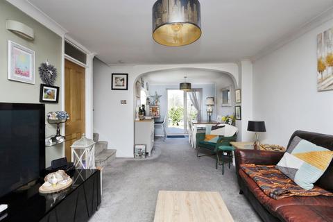 4 bedroom end of terrace house for sale, Lakelands Close, Eastbourne