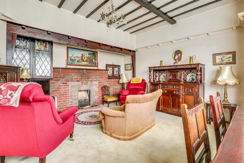 3 bedroom bungalow for sale, Thorpe Hall Avenue, Thorpe Bay SS1