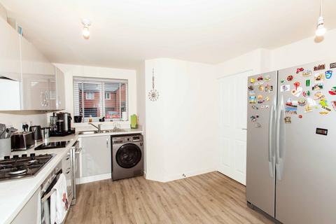 3 bedroom semi-detached house for sale, Kernel Way, Shirebrook, NG20