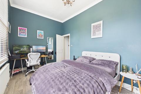 2 bedroom apartment to rent, Leopold Road, London, W5